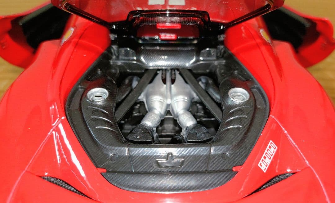 1/18　カスタム　ブラーゴ　フェラーリ　296GTBアセットフィオラノ　箱付