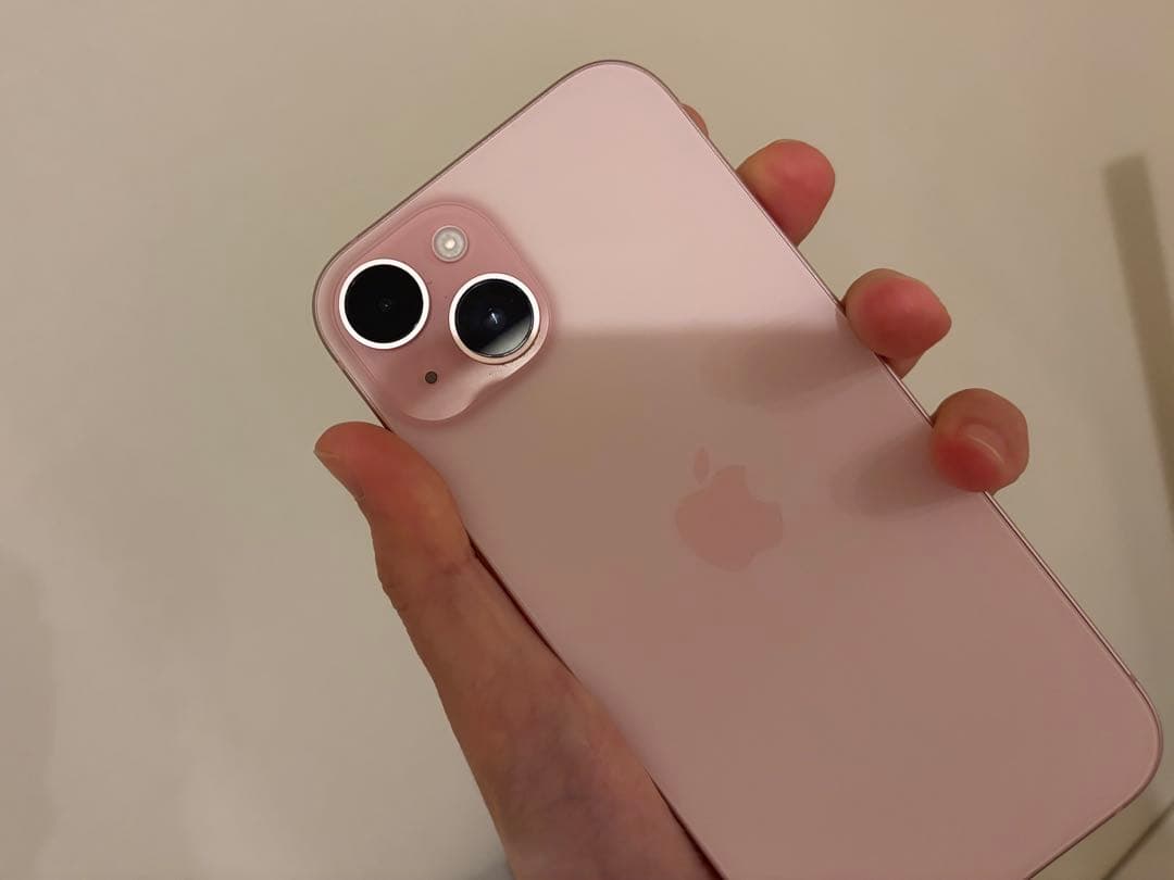 【美品】Apple iphone15 128GB ピンク　箱付き