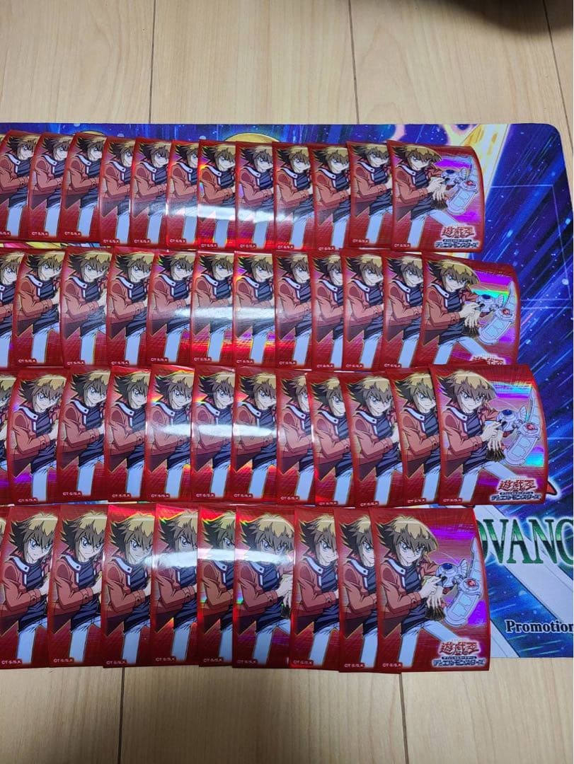 【傷みあり】遊戯王 遊城十代 スリーブ 76枚 ①