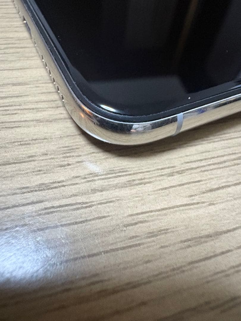 Apple iPhone xs 64gb ホワイト 本体