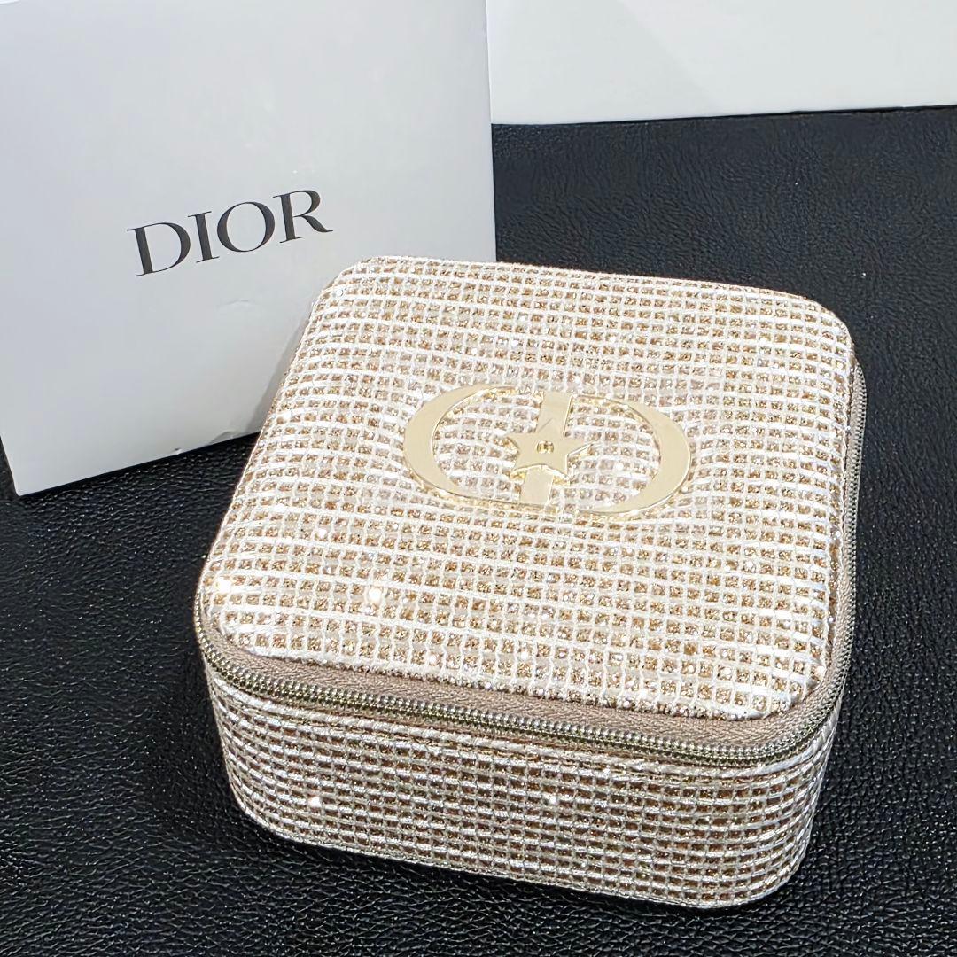 未使用✨Dior ディオール ジュエリーケース 星 CDロゴ ゴールド 箱付
