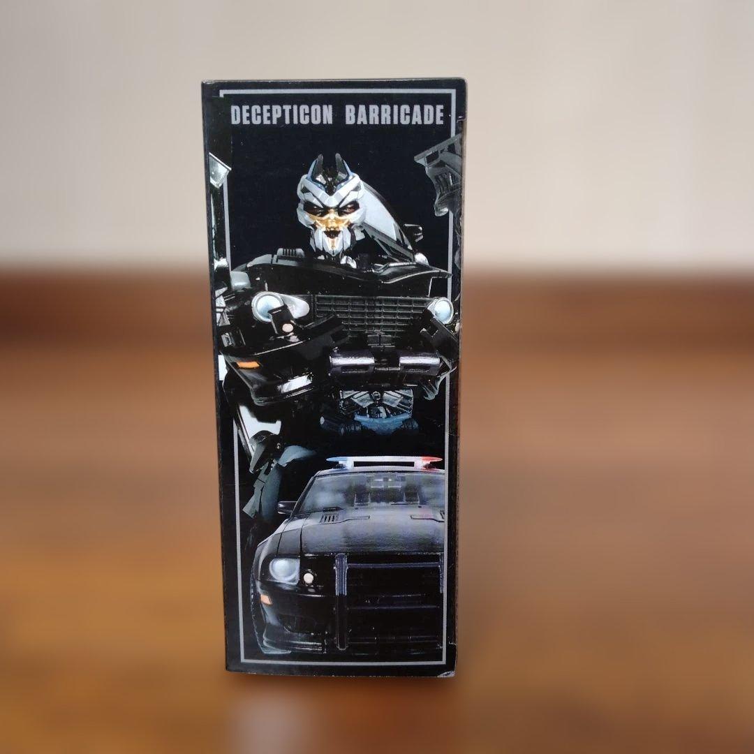 ☆未開封☆MPM-5 バリケードトランスフォーマー