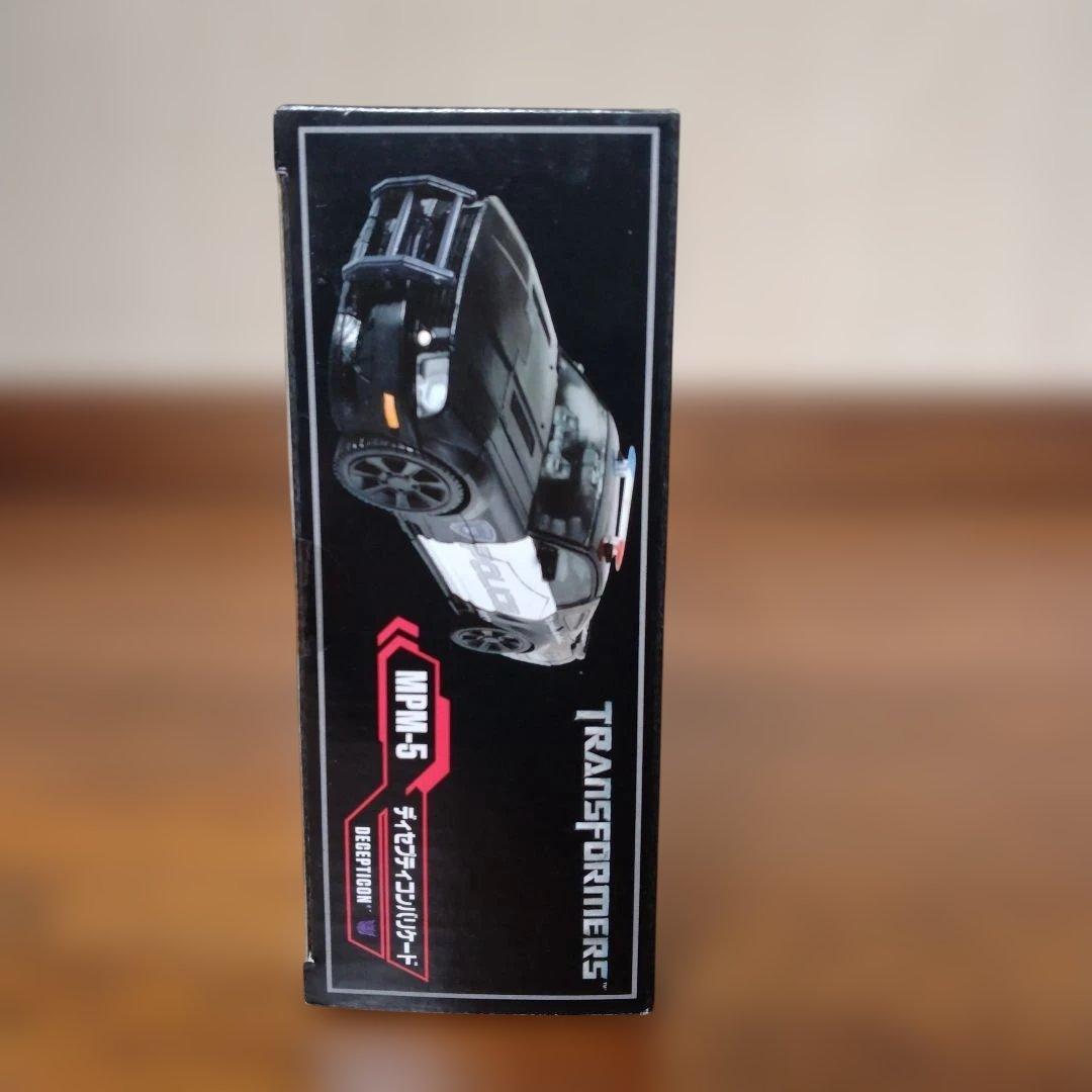 ☆未開封☆MPM-5 バリケードトランスフォーマー