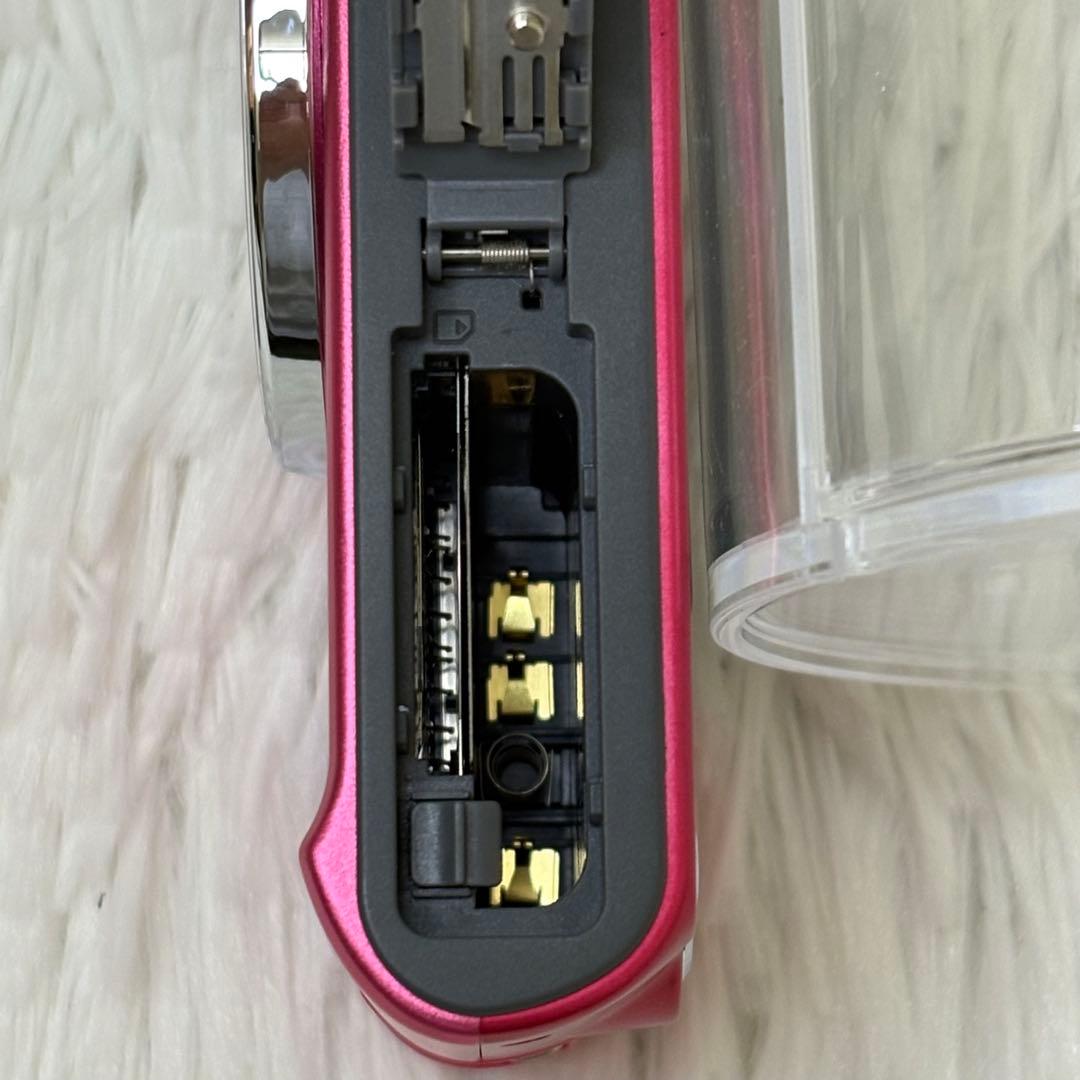CASIO カメラ　エクシリム　EX-ZS210 レッド コンデジ　動作品
