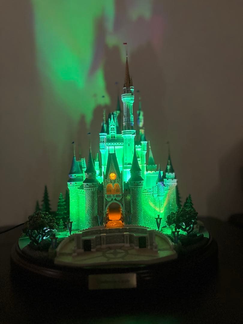 お値下げ中　ディズニー　シンデレラ城　オルショウスキー　希少　ライトアップ