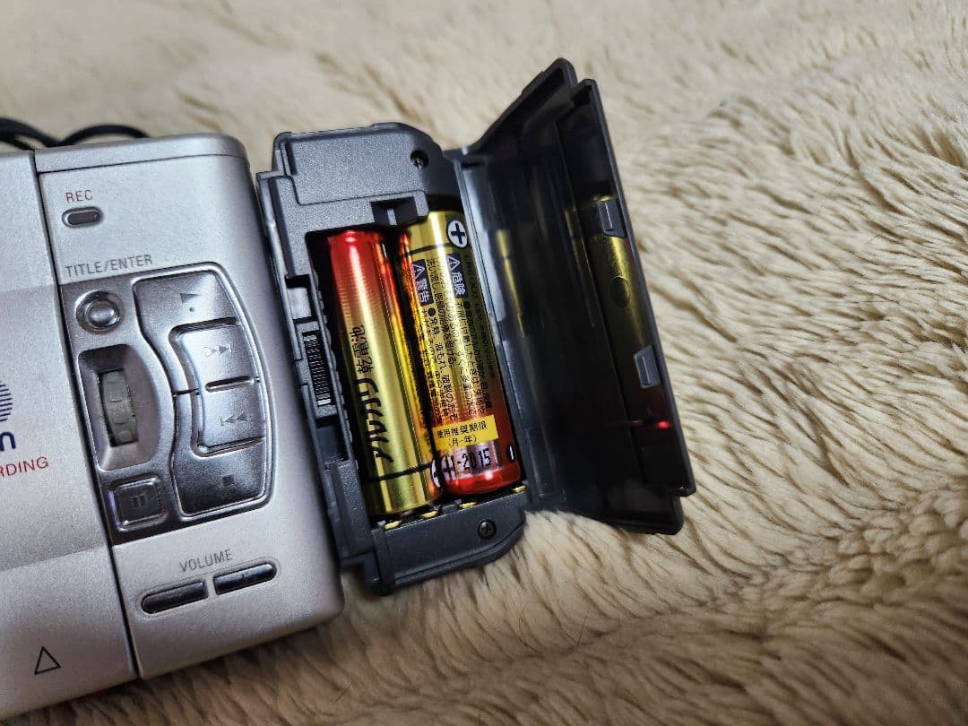 美品　ソニー　MD ウォークマン　MZ−R50