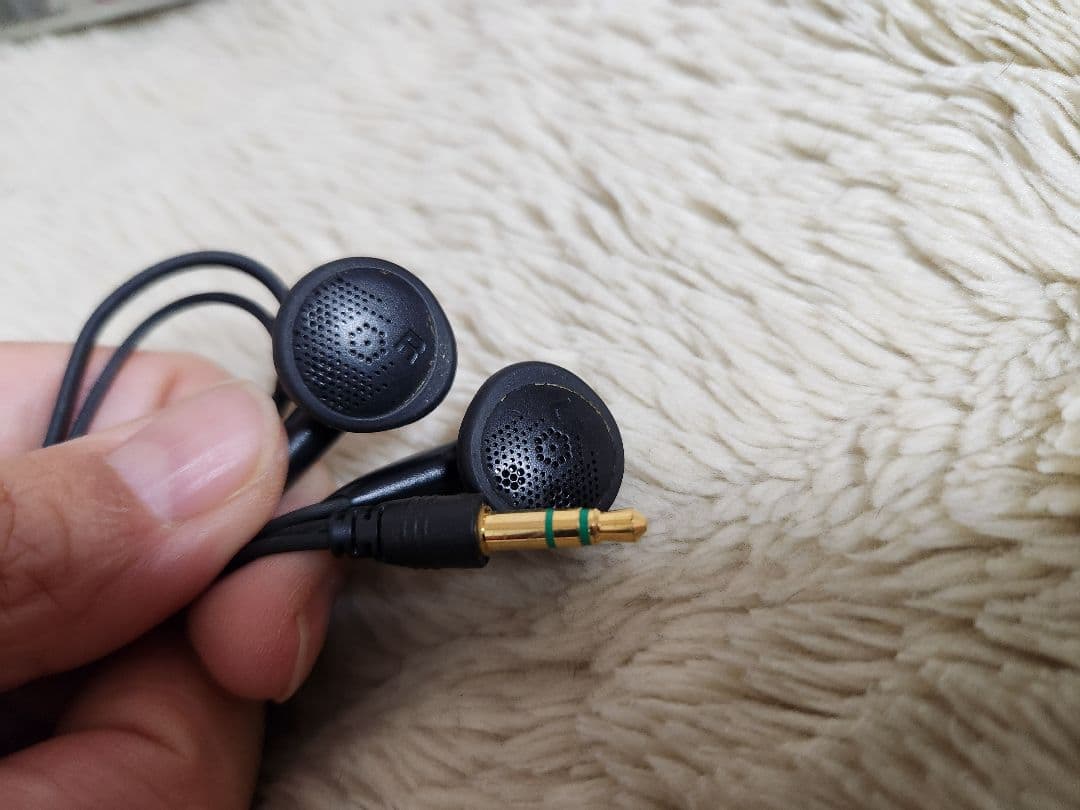 美品　ソニー　MD ウォークマン　MZ−R50