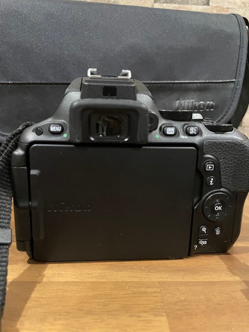Nikon D5500 デジタル一眼レフカメラ