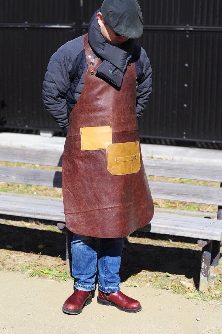 本革ブラウンエプロン フロントポケット付き