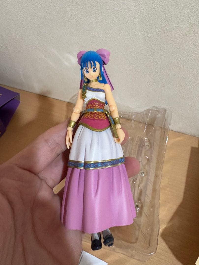 BRING ARTS ブリングアーツ ドラゴンクエストV 天空の花嫁 フローラ