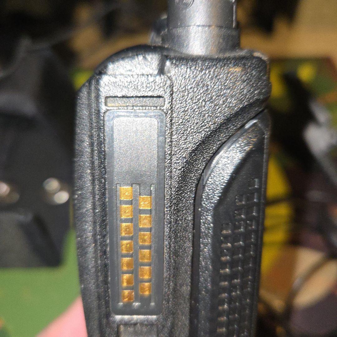 モトローラXTS5000通電済み　美人