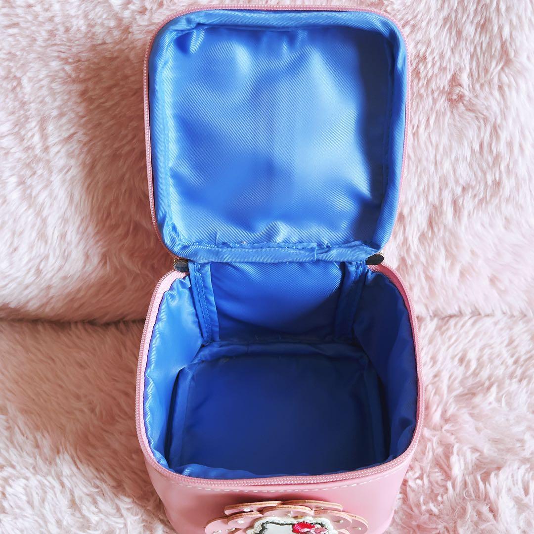 希少レア　ハローキティ　スクエアポーチ　ハナ　2003年製 サンリオ　平成レトロ