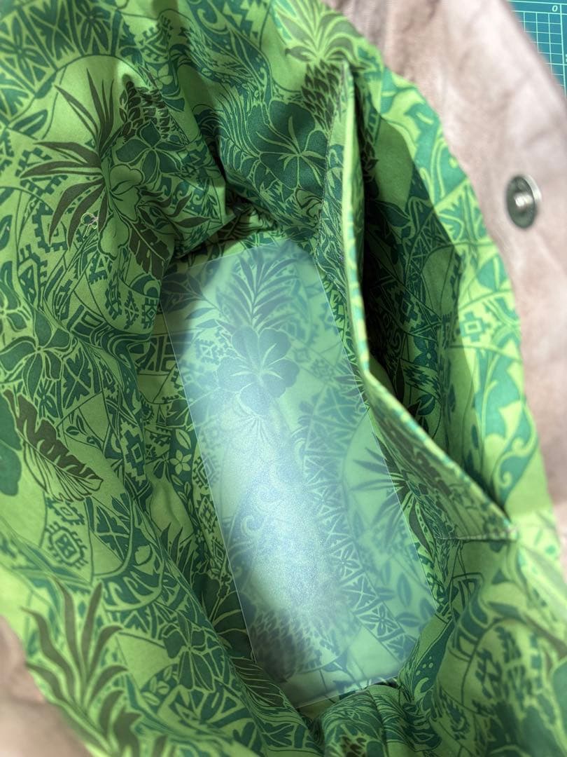 ハワイアンキルトトートバッグ　　　モンステラ&プルメリア　　　A4横◎ 大きめ