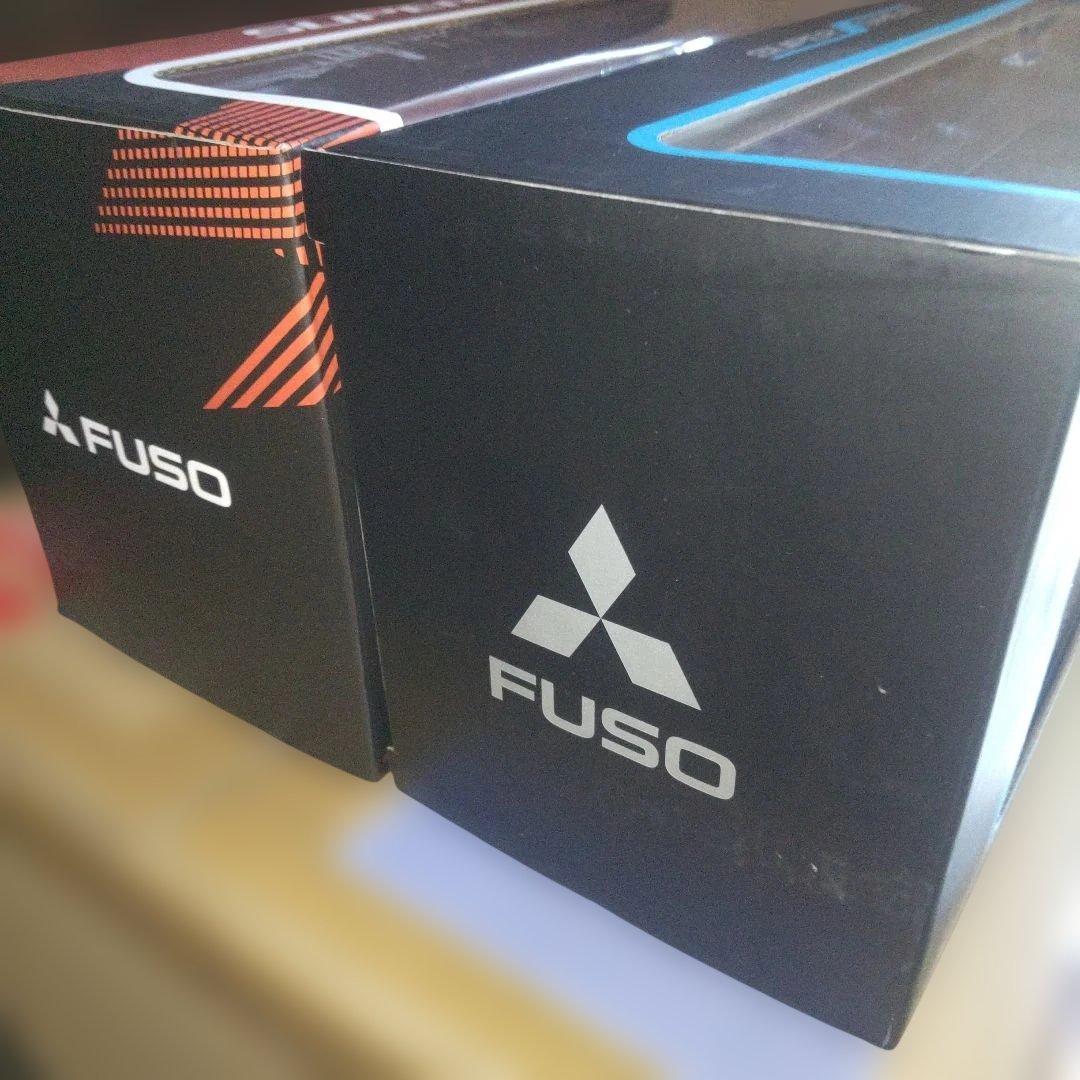 三菱ふそう　SUPER GREAT 2台セット　　1/43