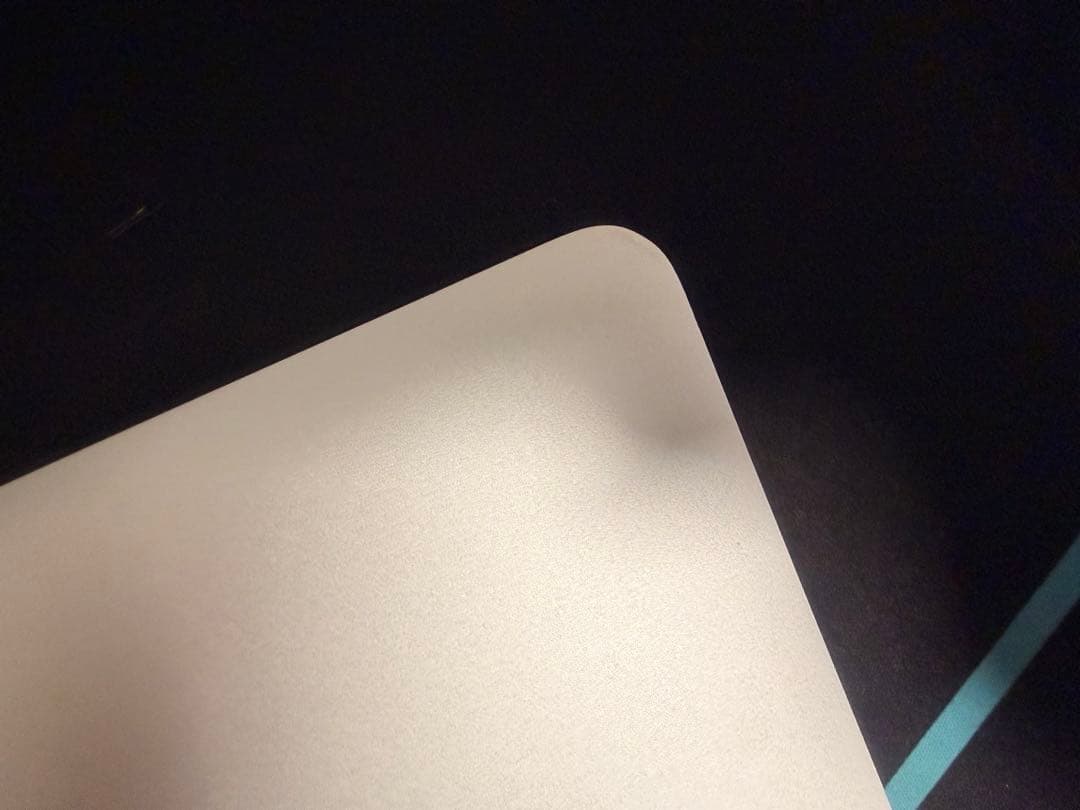 M1 MacBook Air 256GB 8GBメモリー