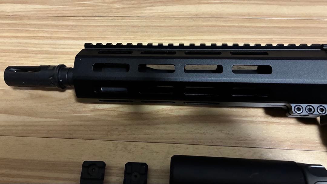 東京マルイ M4 MWS QDハンドガードカスタム　付属品・カスタムパーツ多数