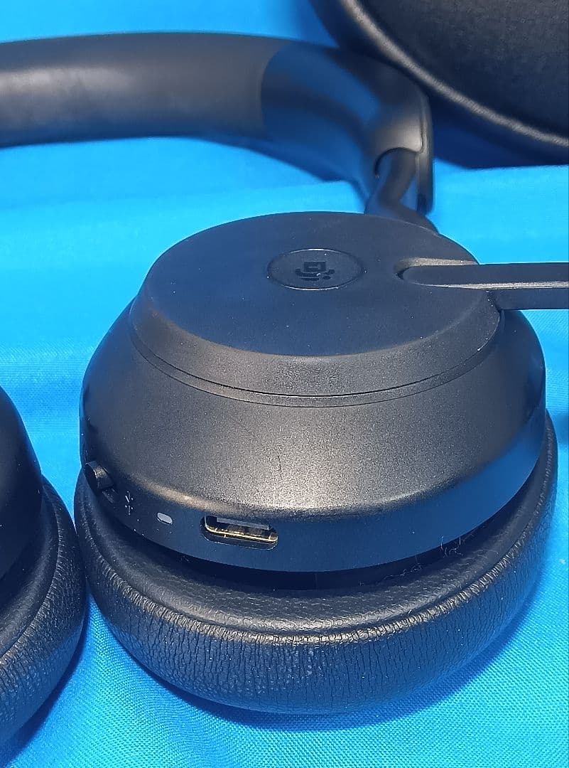ワイヤレスヘッドフォン Jabra Evolve2 65Teams Stereo