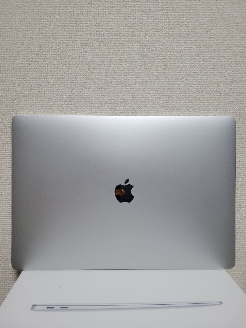 Macbook Pro 2019 16インチ i9 64GB/2TB
