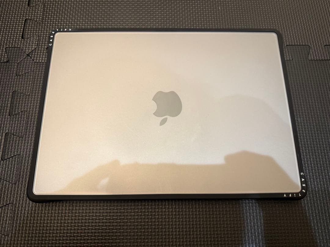 Apple MacBook Pro M1Proグレー
