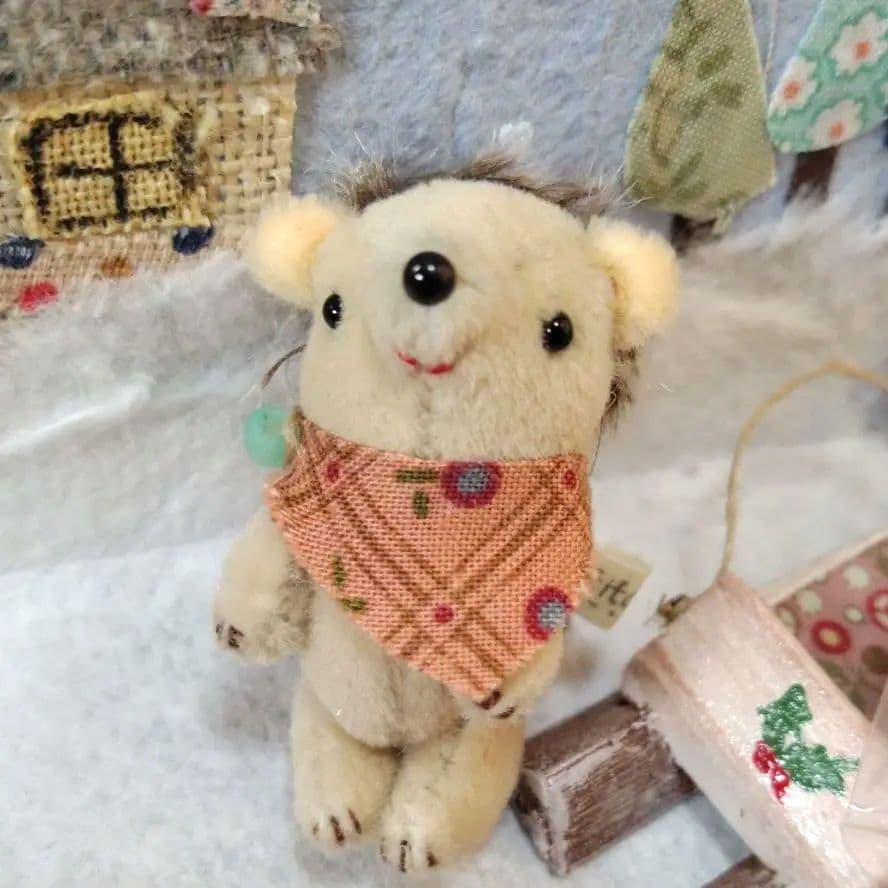 美品）ハリネズミ1　ステッチ様創作人形