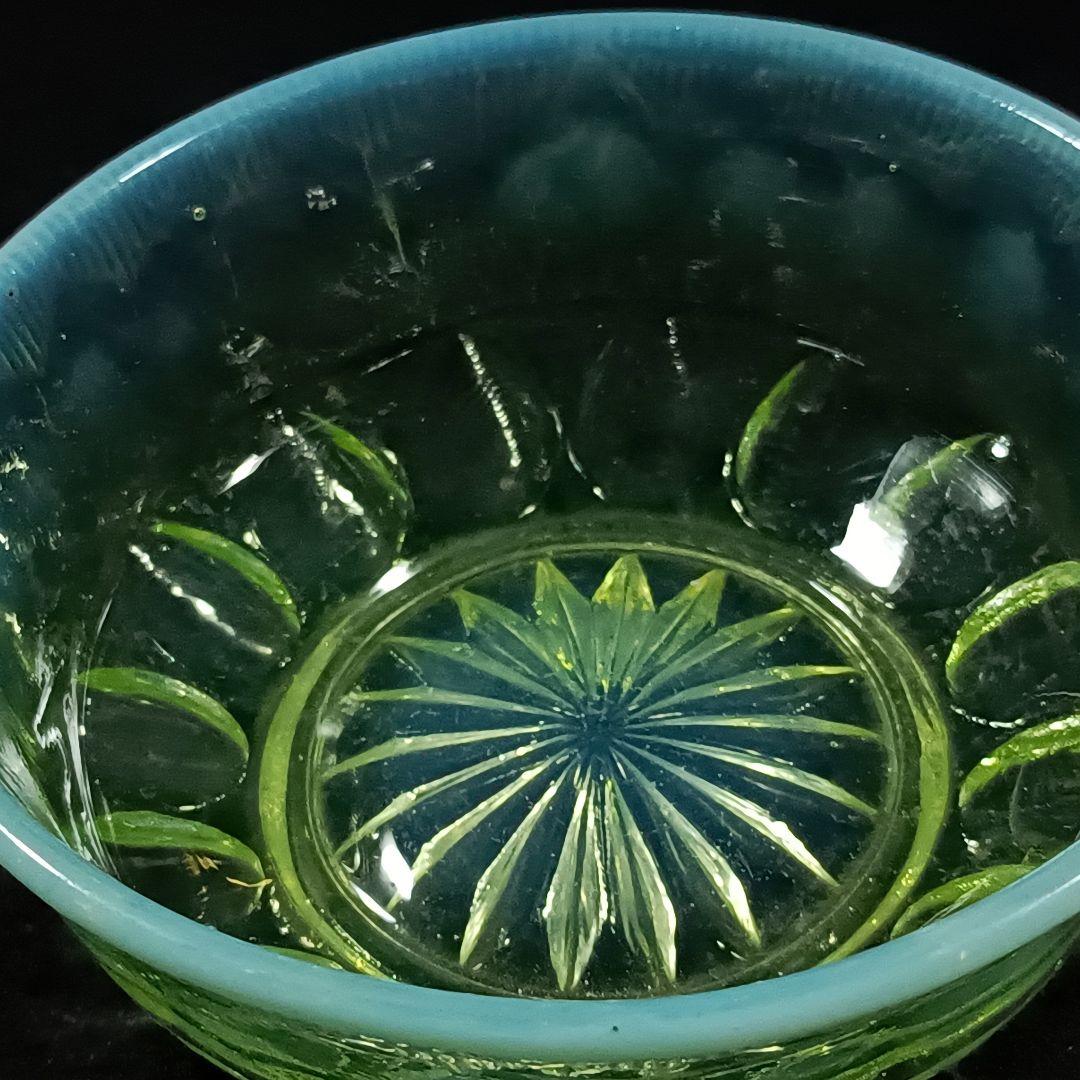 【希少】時代ガラス プレスガラス ウランガラス　オパールセントガラス 昭和レトロ