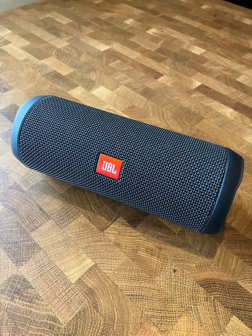 JBL FLIP ESSENTIAL 2 ワイヤレススピーカー
