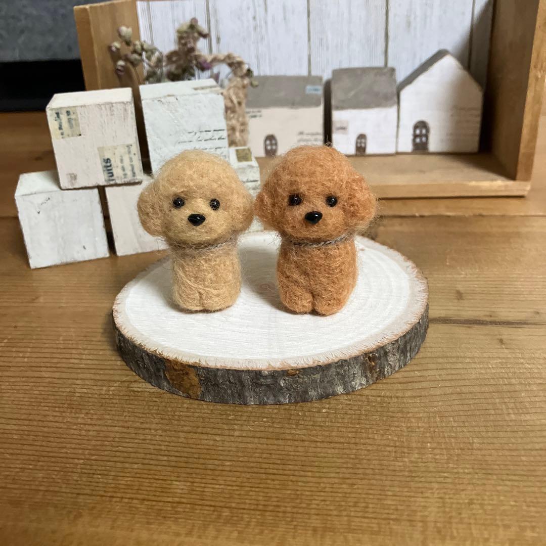 羊毛フェルト　おすわりタイプ　見本