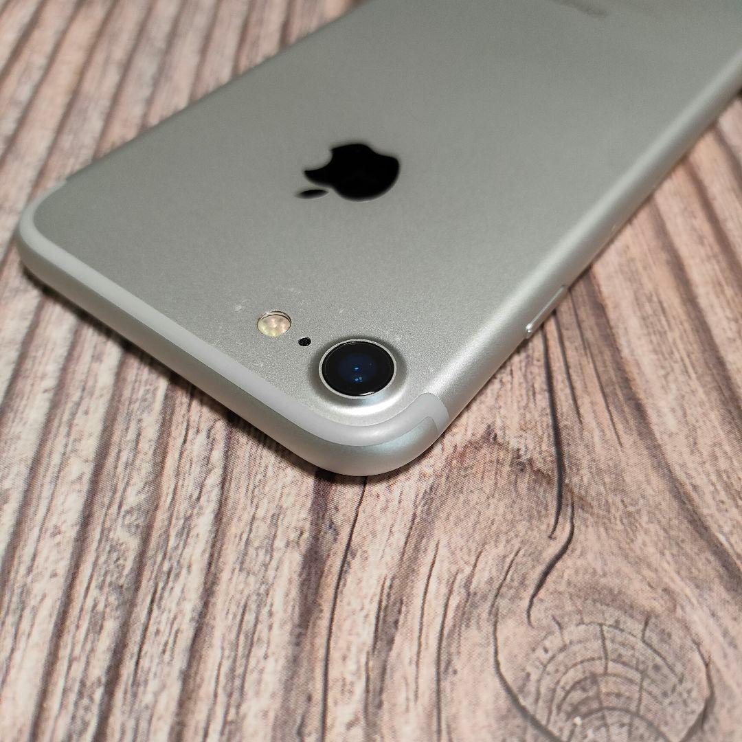 iPhone7 32GB シルバー SIMフリー 超美品