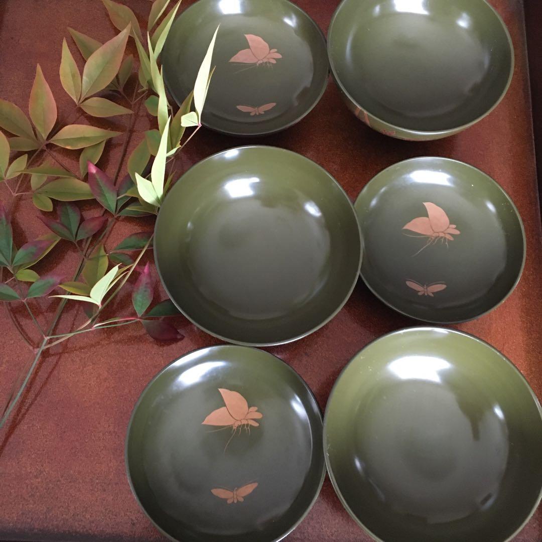 青漆　牡丹　蝶　蒔絵　蓋付碗　3客