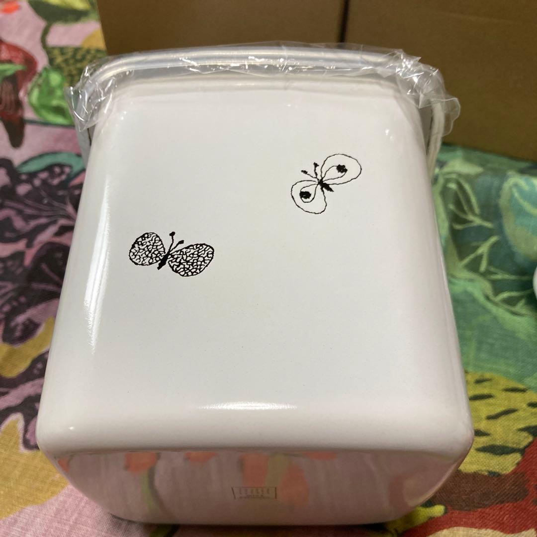 N*I様 (新品・貴重)ミナペルホネン容器