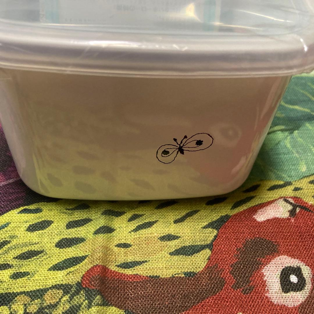 N*I様 (新品・貴重)ミナペルホネン容器