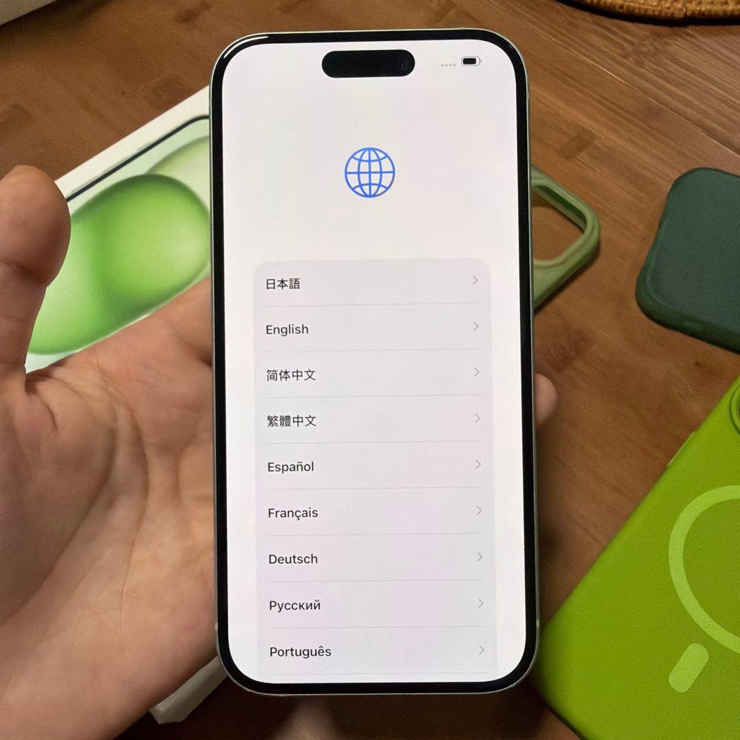 【全付属品付き】iPhone 15（256GB、グリーン）SIMフリー