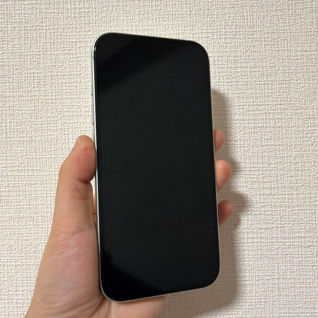 【全付属品付き】iPhone 15（256GB、グリーン）SIMフリー