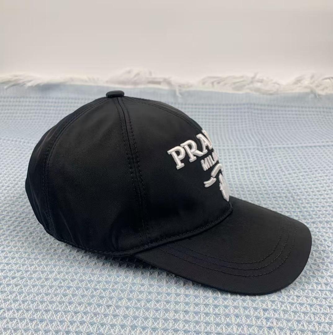 PRADA プラダスボールキャップ j