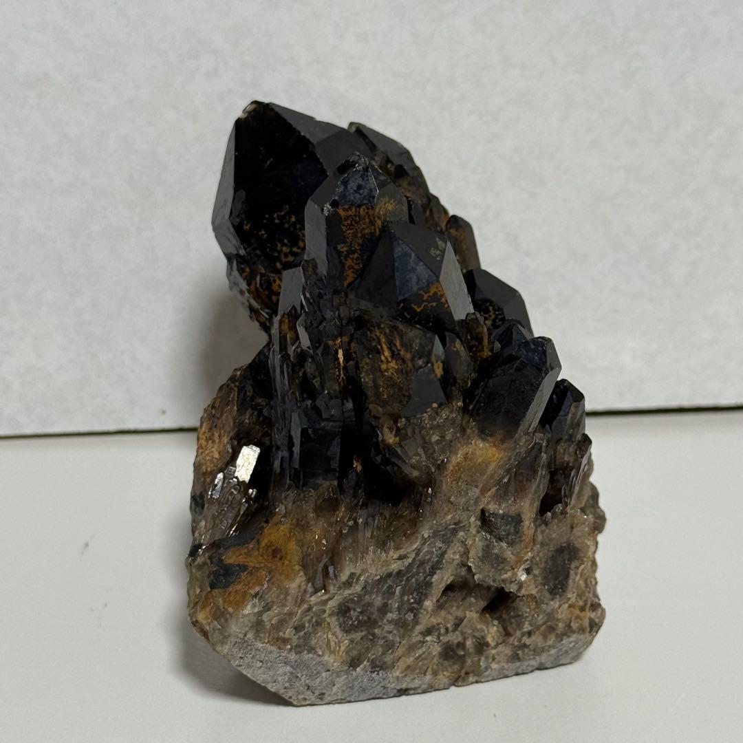 590g 漆黒 モリオン クラスター コンゴ産 原石 天然石 魔除け 黒水晶