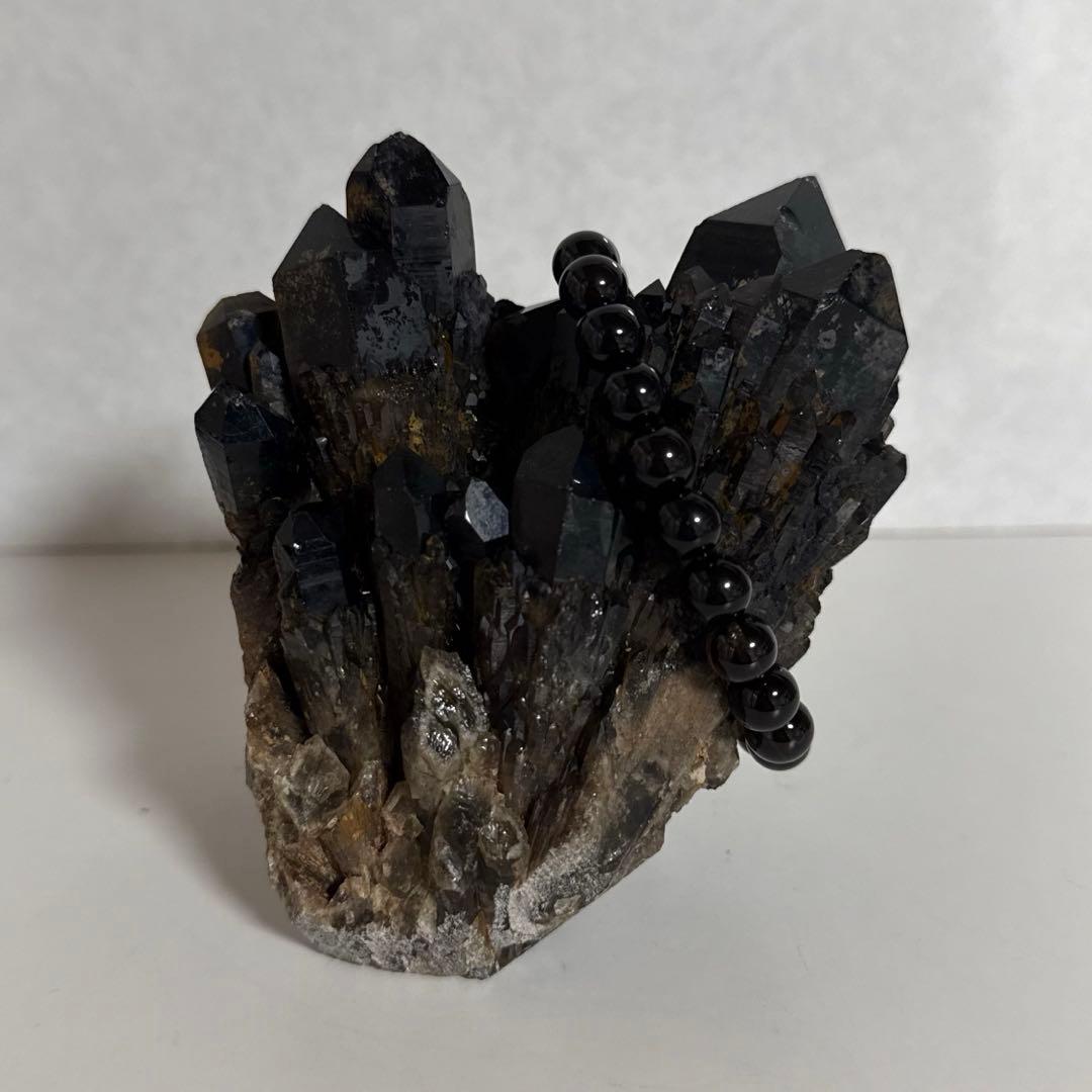 590g 漆黒 モリオン クラスター コンゴ産 原石 天然石 魔除け 黒水晶