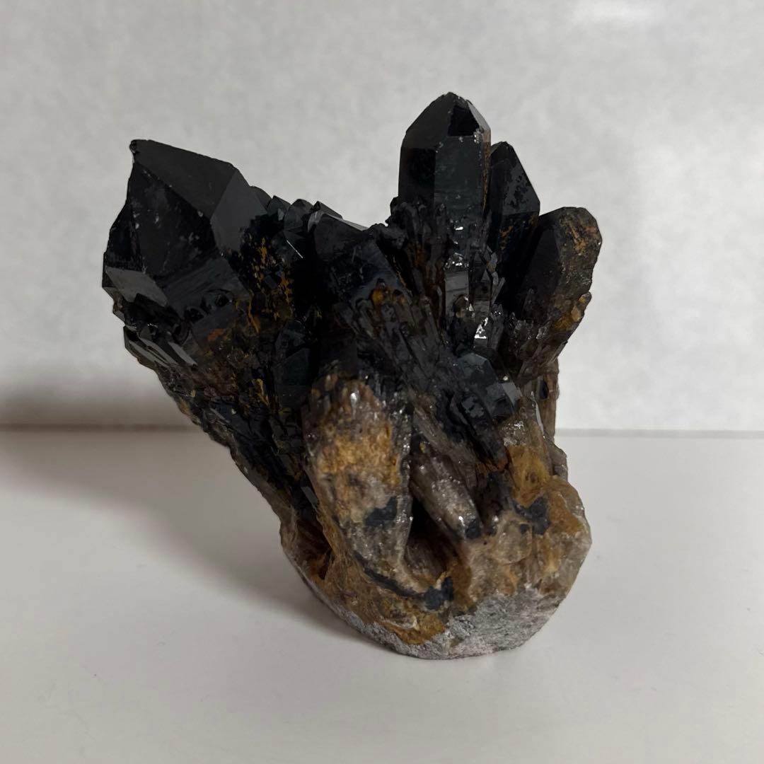 590g 漆黒 モリオン クラスター コンゴ産 原石 天然石 魔除け 黒水晶