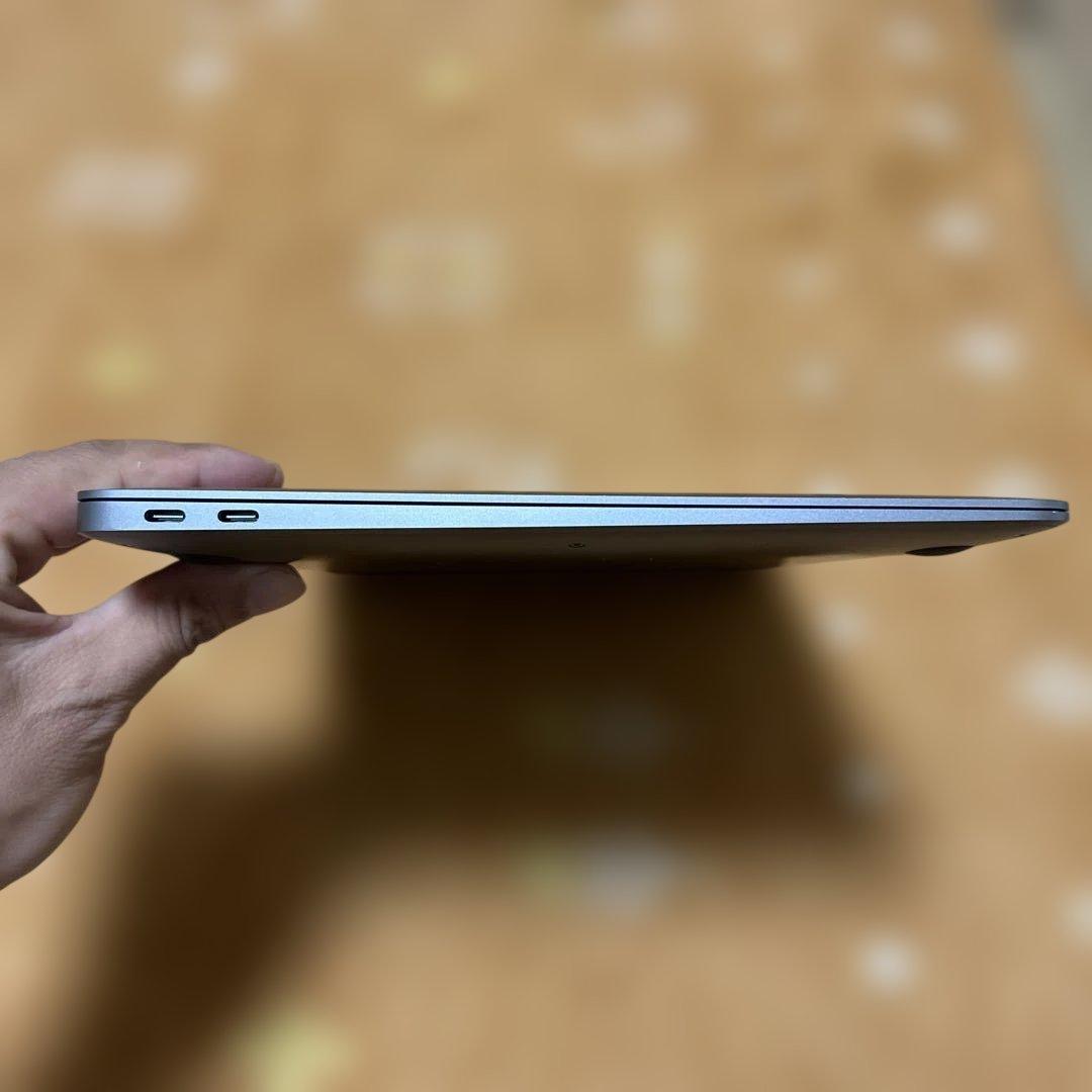 超美品MacBook Air 2020 A2337 M1 16GB 250GB