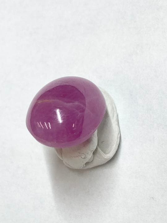 天然ピンクサファイア ９ct up