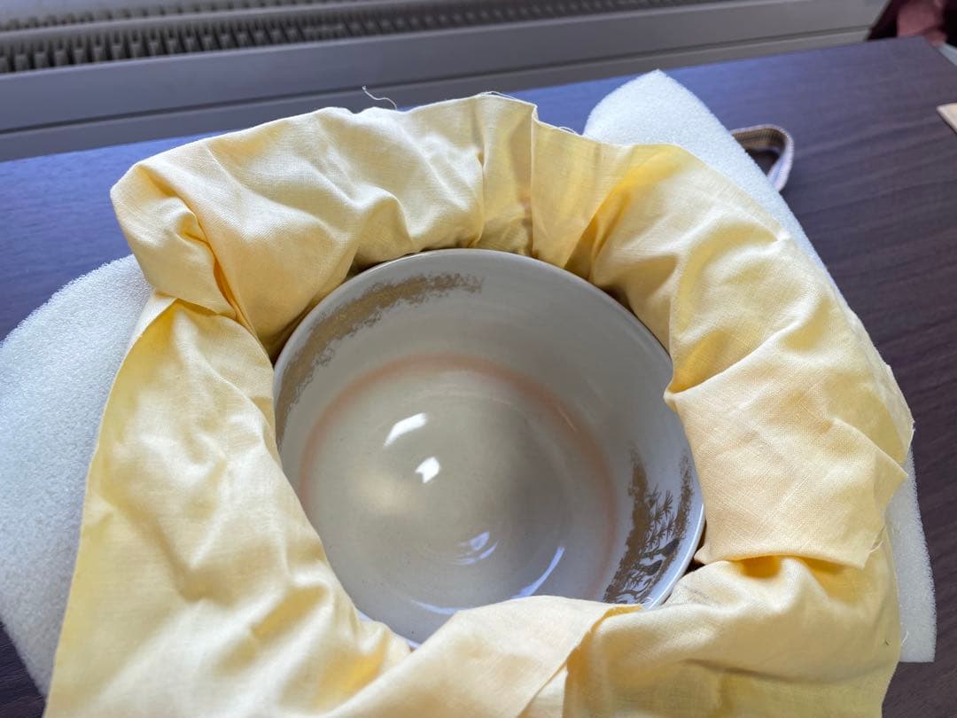 【木箱付き】清水焼 鮮やかな花柄 内側にも絵柄