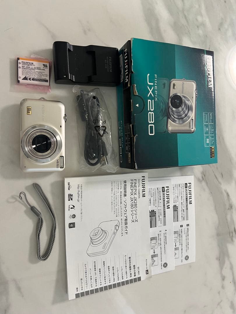 FUJIFILM FinePix JX280 デジタルカメラ