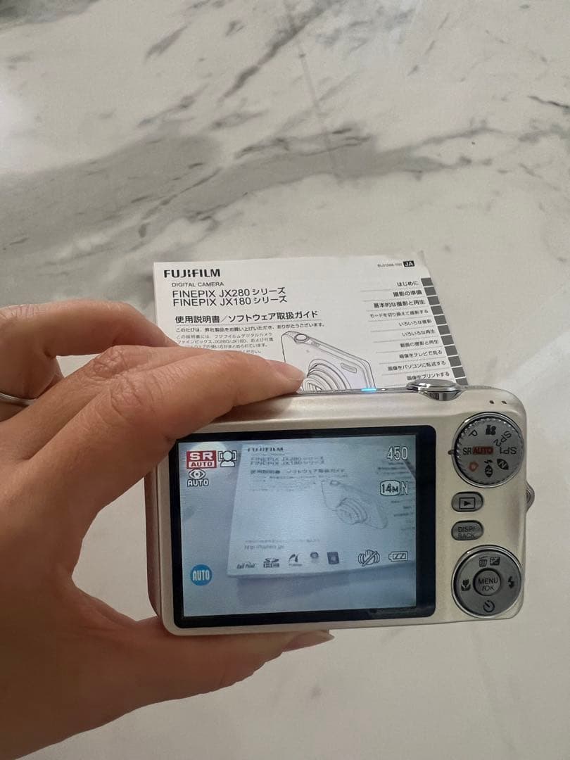 FUJIFILM FinePix JX280 デジタルカメラ