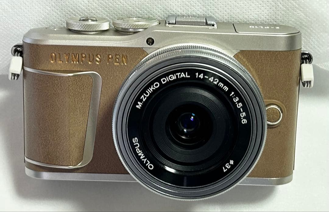 OLYMPUS PEN E-PL10 レンズ３本　美品