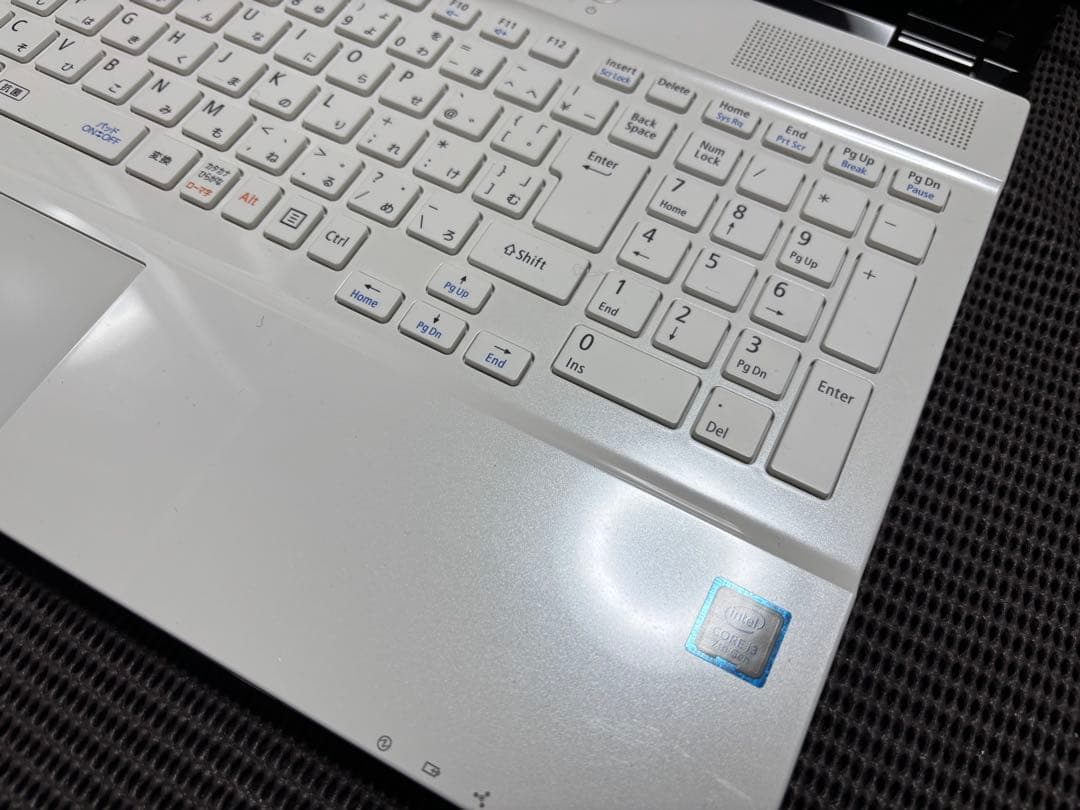 Windowsノート本体 LAVIE PC-NS350GAW i3-7100 SSD256GB