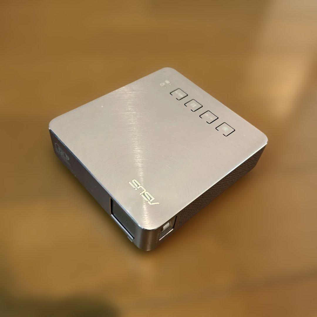 R*y様 ASUS S1 モバイルプロジェクター 本体