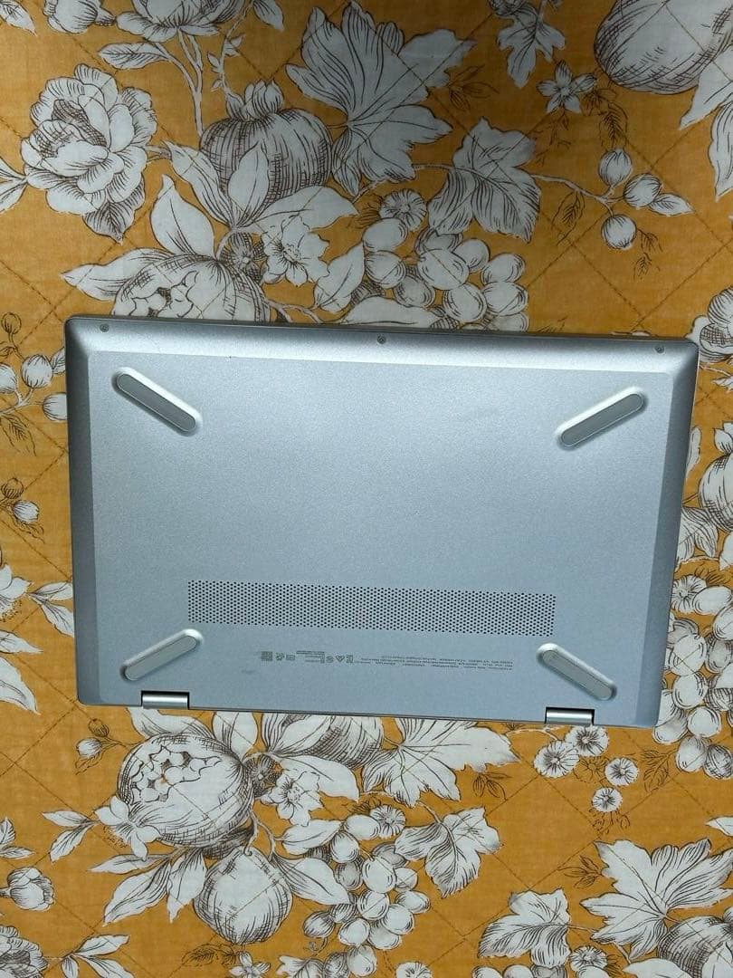 やまちゃんPavilion laptop13-an1043TU ジャンク品