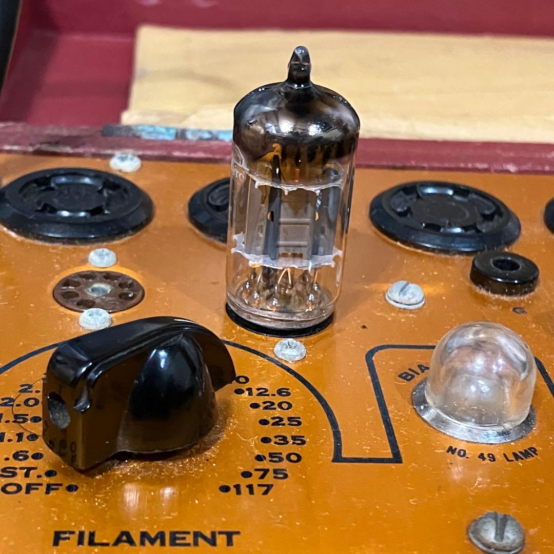 Mullard ECC83 ブラックバーン工場製 ヴィンテージ 真空管 ムラード