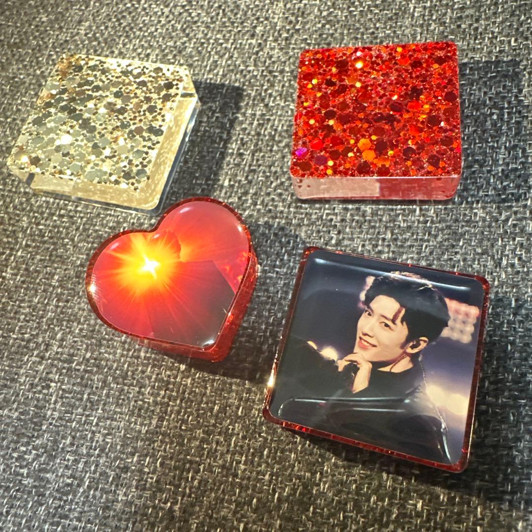 肖戦 時影 2番スタジオ　新両面レジン九宫格玄関置物