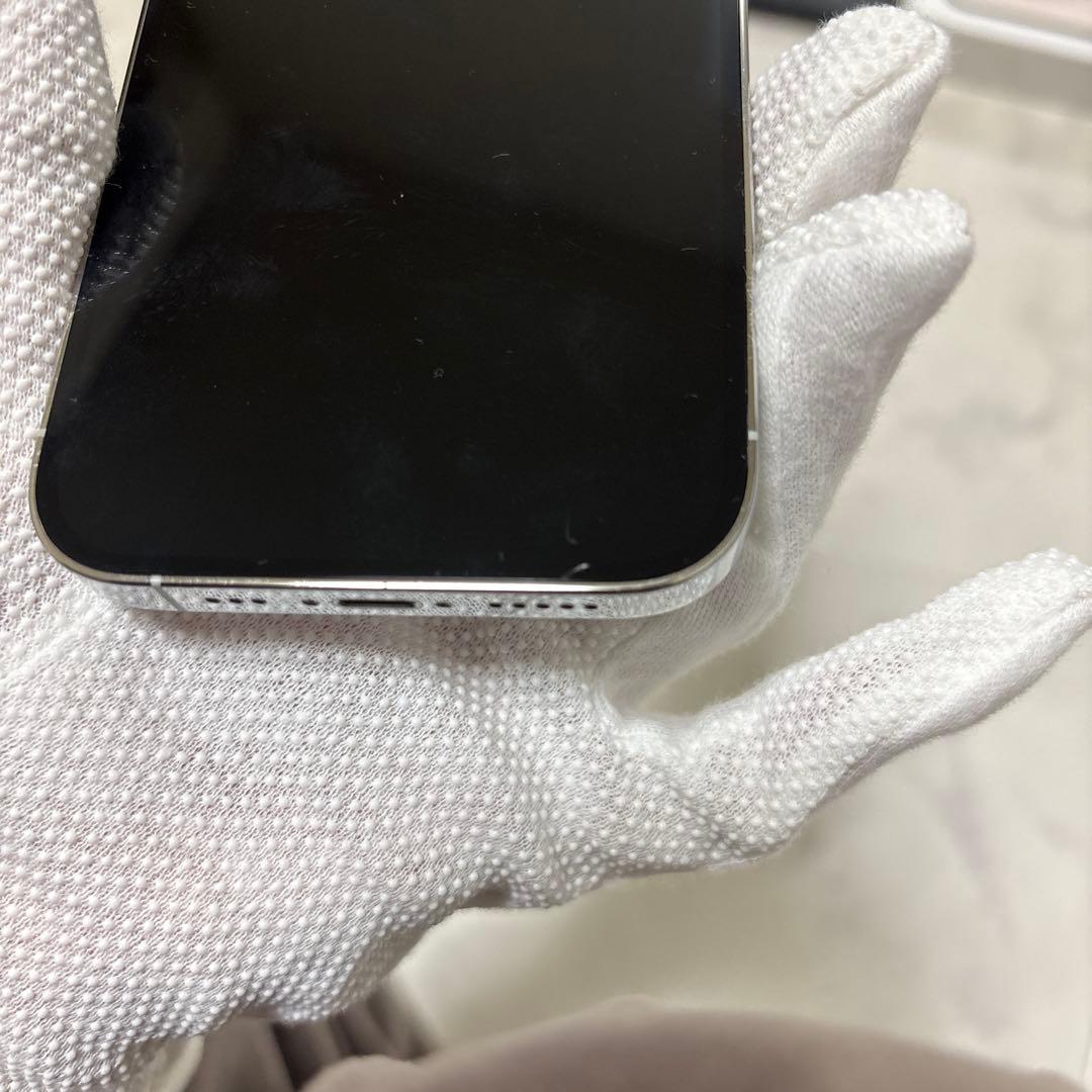 Apple iPhone 14 Pro ホワイト 箱・moftケース付き