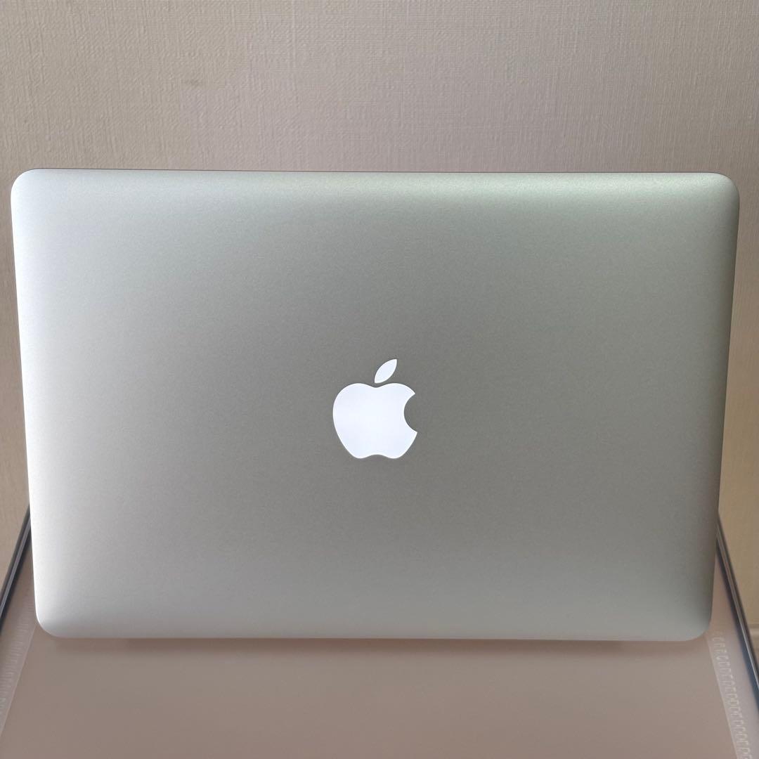 【美品】アップル Macbook Pro 13インチ シルバー